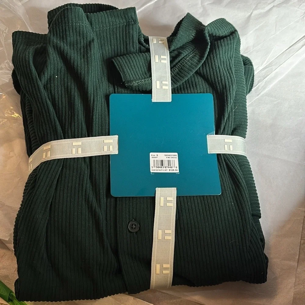 Tommy John Women’s Brushed Rib Pajama Set in the color Pine Grove - Picture 2 of 3